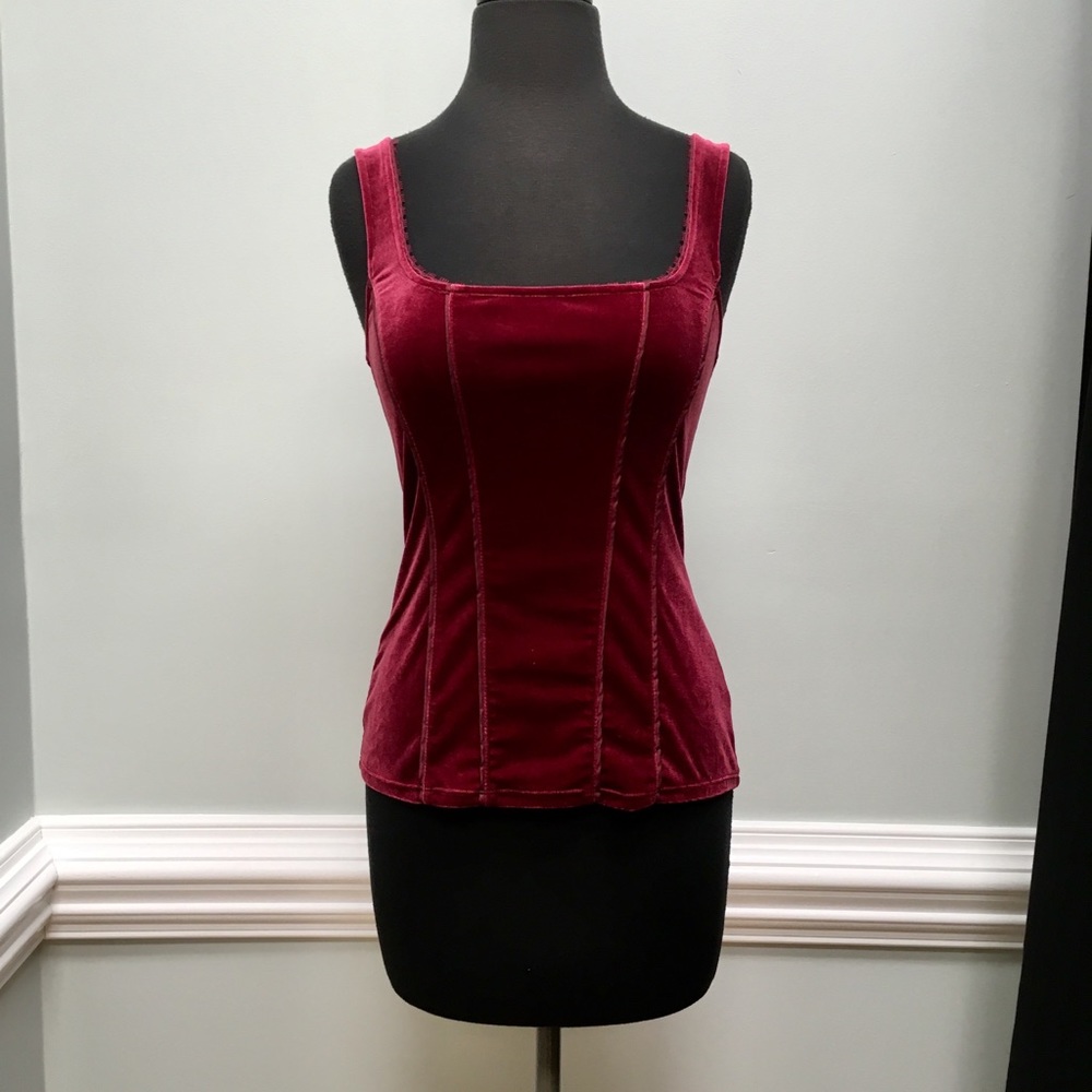 White House Black Market Red Top